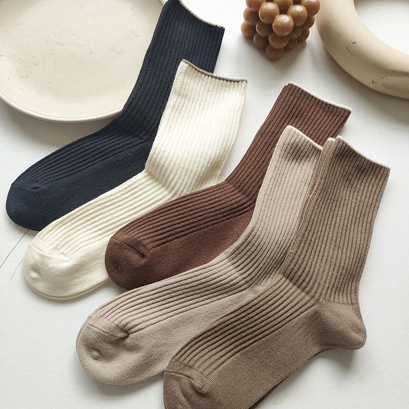 5 Pairs Of New Japanese Set Solid Color Casual Cotton Autumn Simple Women's Medium Length Socks_voghion.com