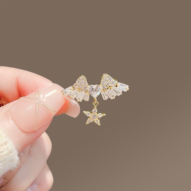 Exquisite And Small Temperament Angel Wing Brooch Fixed Clothes High-end Corsage Anti-light Buckle Neckline Pin Buckle Pin_voghion.com
