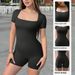 Cross-Border Neue Shorts mit quadratischem Ausschnitt für Damen, schmal geschnitten, hohe Taille, eng anliegend, einfarbig, gerippt, sportlich-lässiger Jumpsuit_voghion.com