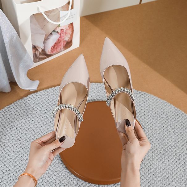 Chaussures de demoiselle d'honneur de mariage pour femmes, avec chaîne à bout pointu et fond souple, nouvelle collection été 2024_voghion.com