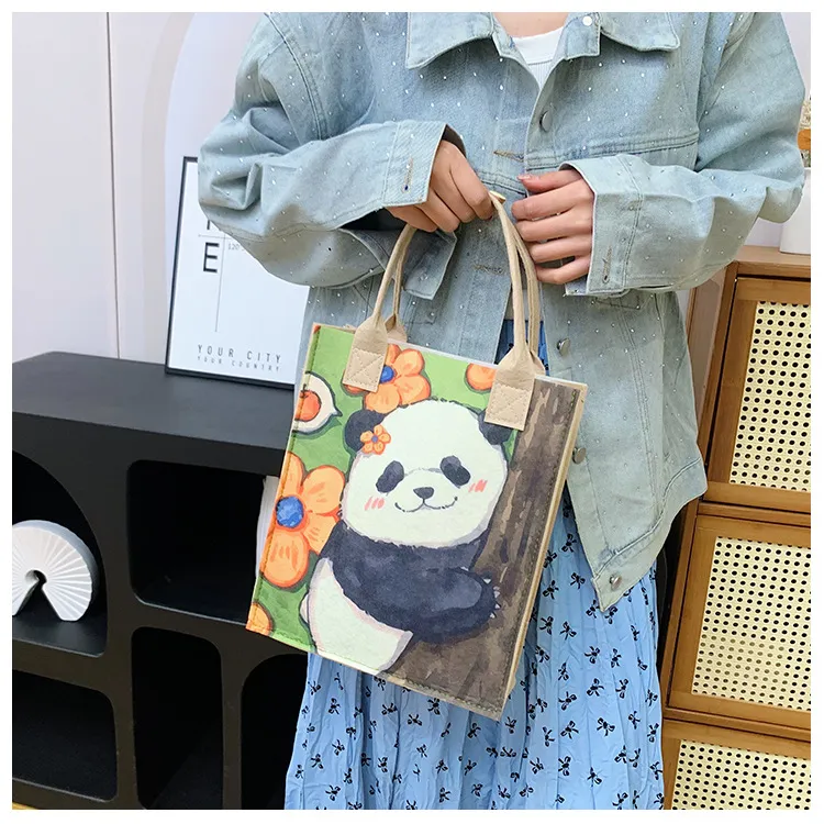 Sac à main de grande capacité pour femmes, fourre-tout de Shopping avec motif de dessin animé, fourre-tout en feutre épais, nouvelle collection 2024_voghion.com