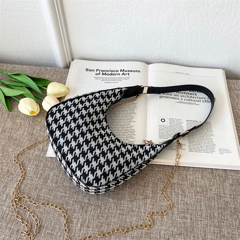 Damen rote Kontrastfarbe Retro Schachbrett Baguette Unterarmtasche Halbmond Tasche Handtasche Schultertasche weiblich_voghion.com