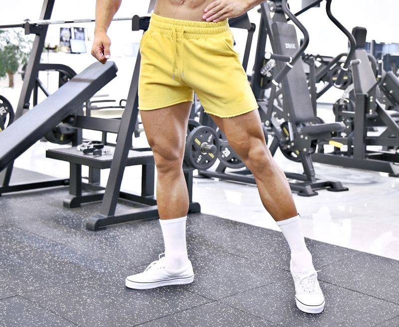 4-Zoll-Trainingsshorts für Herren – Stretch-Gymnastikshorts für Kniebeugen, Laufen und Radfahren – Atmungsaktive Sportshorts aus Baumwolle (Schwarz/Grau/Gelb/Pink/Blau)_voghion.com