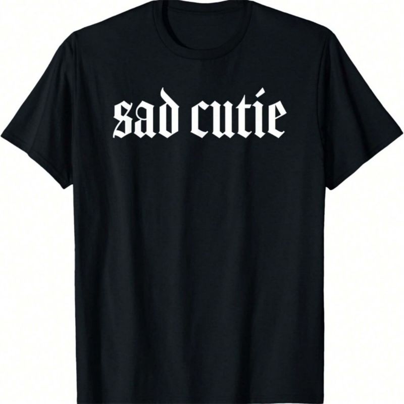 Tricou grafic punk grunge goth, cu font aprig, drăguț și trist._voghion.com