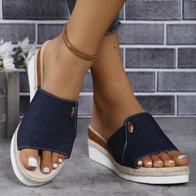 Damen-Slipper aus Segeltuch in Übergröße mit Keilabsatz und dicker Sohle aus Denim_voghion.com