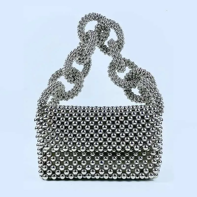 Designer 2025 Show Style Leichte High-End-Textur Perlenbesetzte Volltonfarbe Flip Rund Bankett Kleine Quadratische Tasche_voghion.com