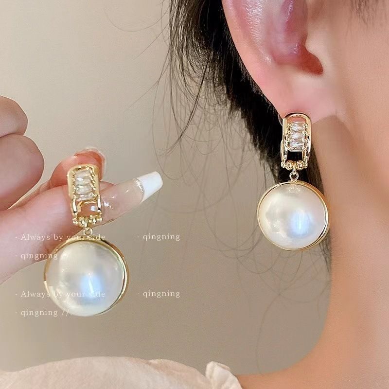Damenohrringe runde Perlenohrringe Nischendesign 2023 neue Ohrringe für Frauen High-End-leichte Luxusohrringe_voghion.com
