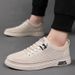 Zapatos blancos de cuero suave fino y transpirable para hombre, zapatos deportivos casuales de tabla versátiles y de moda de verano 2024 para hombre_voghion.com
