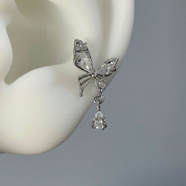 Orecchini a bottone con zircone liquido irregolare super lucido, a forma di farfalla, con fondo piatto, design di alta qualità, per donna_voghion.com