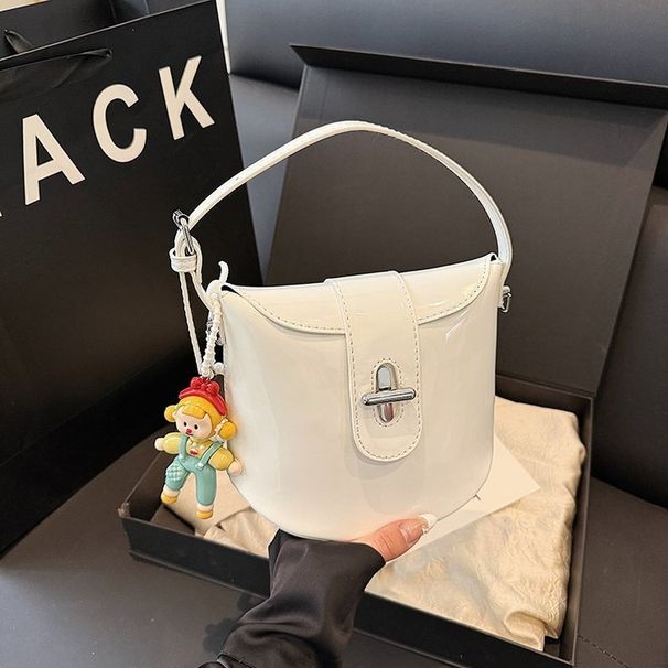 Bucket 2025 Summer New Lock Shoulder Crossbody Handbag Niche High-Quality Texture Women's Commuter Bag_voghion.com