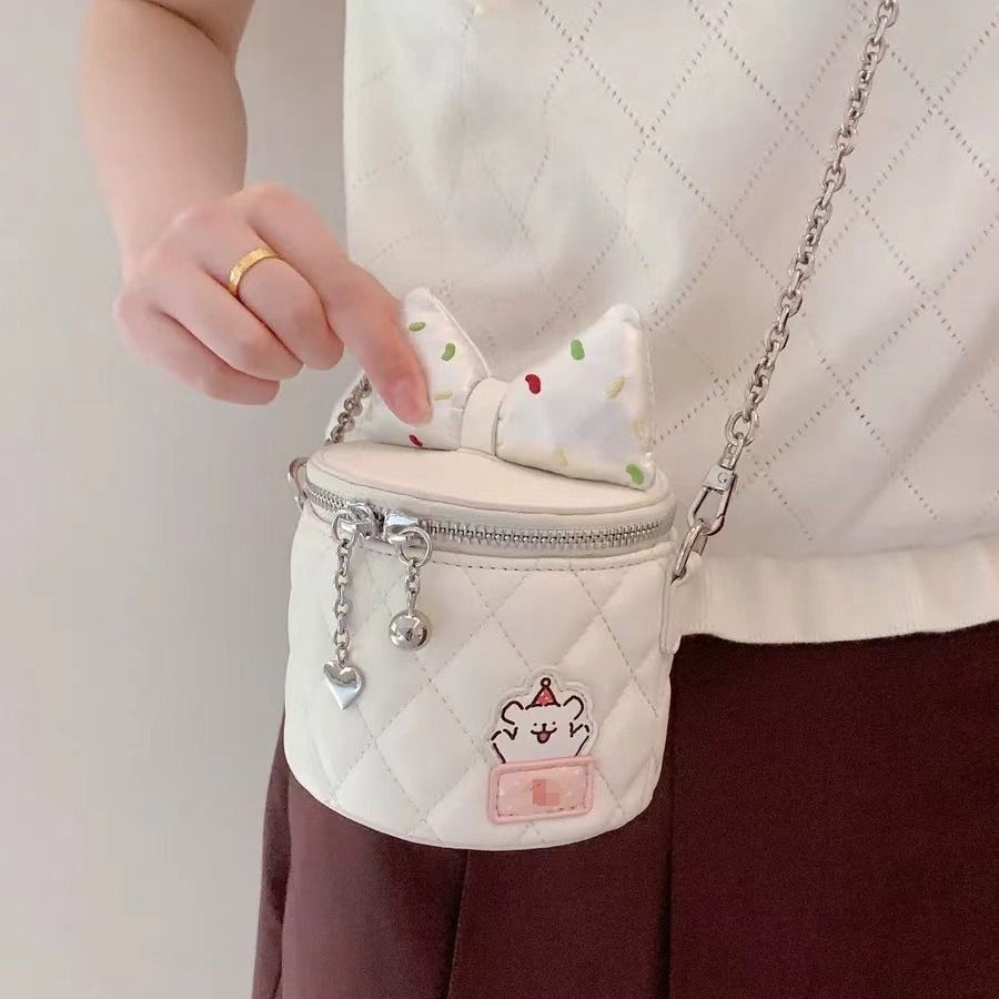 Borsa a tracolla piccola con catena profumata a forma di farfalla e griglia di diamanti, nuova 2024, mini e carina, con tracolla_voghion.com