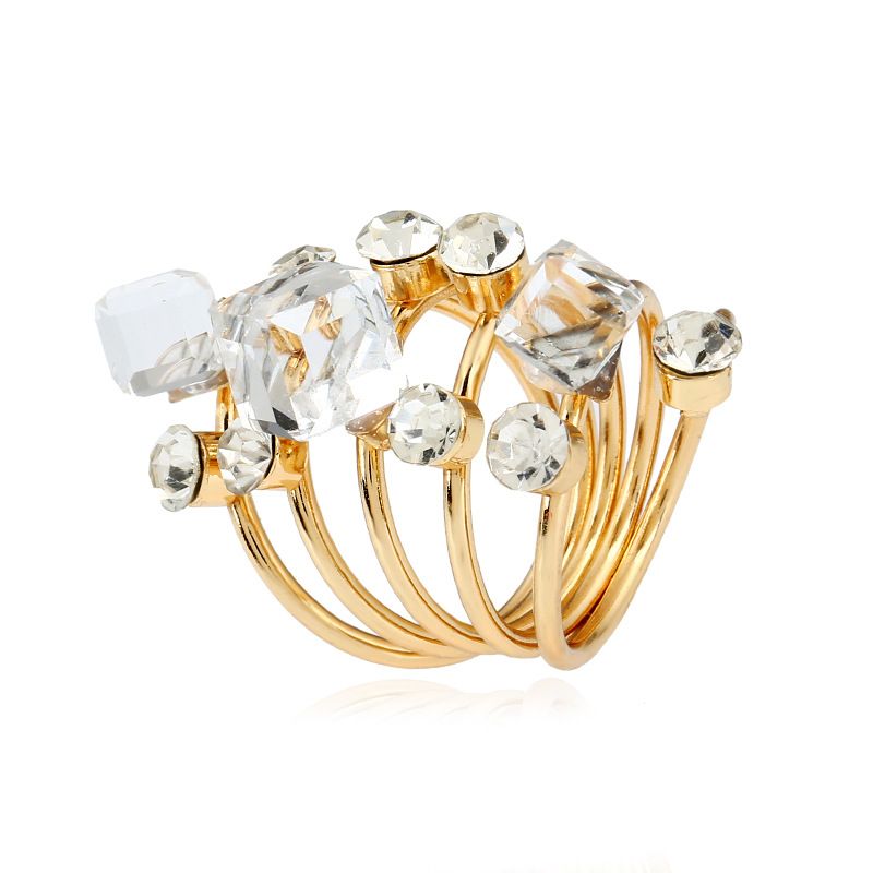 Anello a molla grande esagerato in cristallo_voghion.com