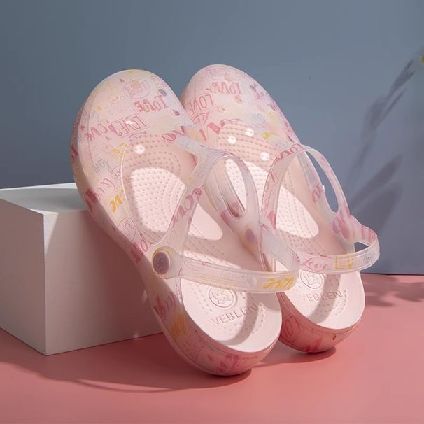 strand in de zomer, buiten met een geperforeerde schoffel, dames tuinschoffel,_voghion.com