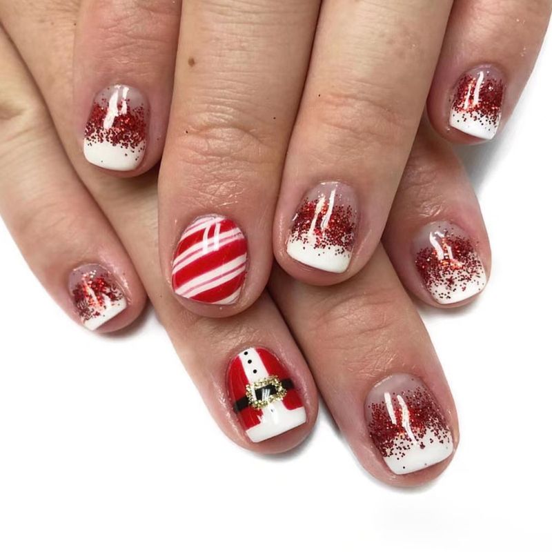Short Glitter Square Armor 2024 New Christmas Red and White Gradient Glitter Stripe Removable Wear Manicure 24 Pieces_voghion.com