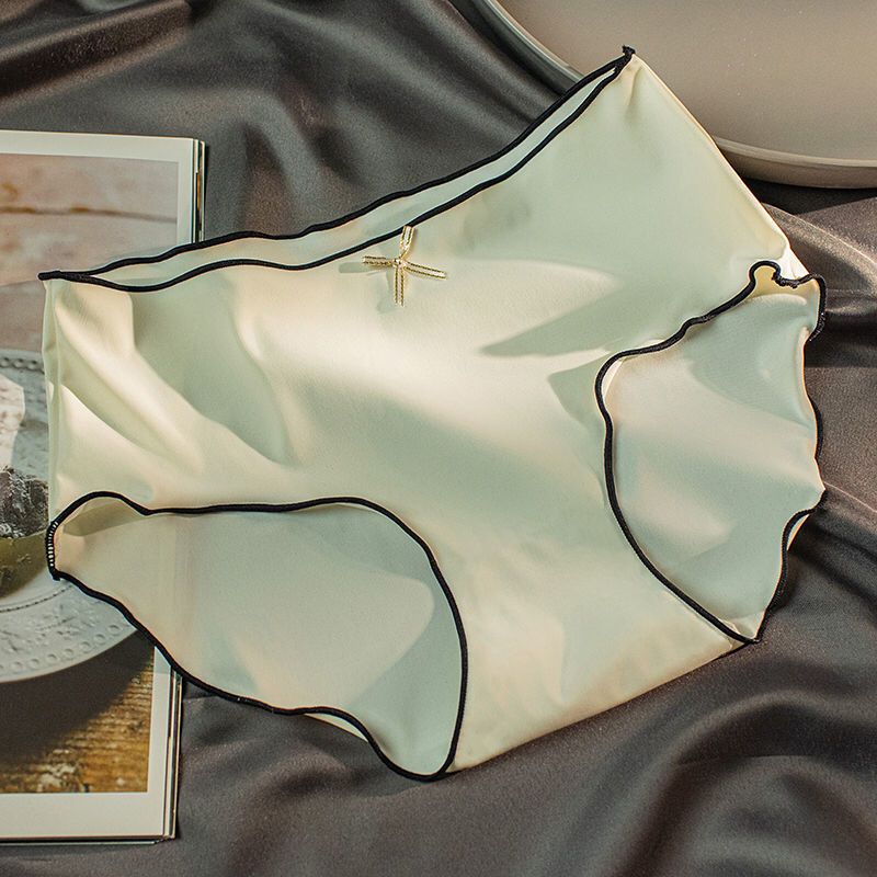 Silky Seamless Panties For Women - Breathable Nylon & Cotton Gusset - No Show Underwear - Mid Rise Soft Underpants_voghion.com