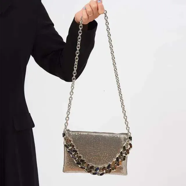 Designer Handtasche fir Fraen Chunky Metallic Sier Paillettenbedeckt Schlosskette Schëller Crossbody Taschen Gratis Versand_voghion.com