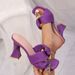 Sandales à talons hauts et bout carré pour femme avec brides à boucle en métal - Tige en daim souple et semelle en caoutchouc confortable - Talon haut noir, doré et violet_voghion.com