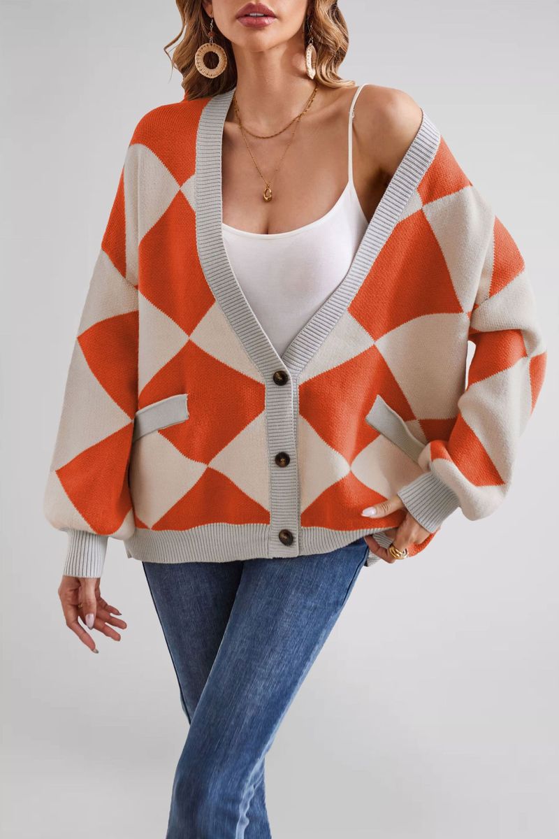 Giacca da donna in maglia larga con scollo a V, cuciture a rombi e colori a contrasto, aperta_voghion.com