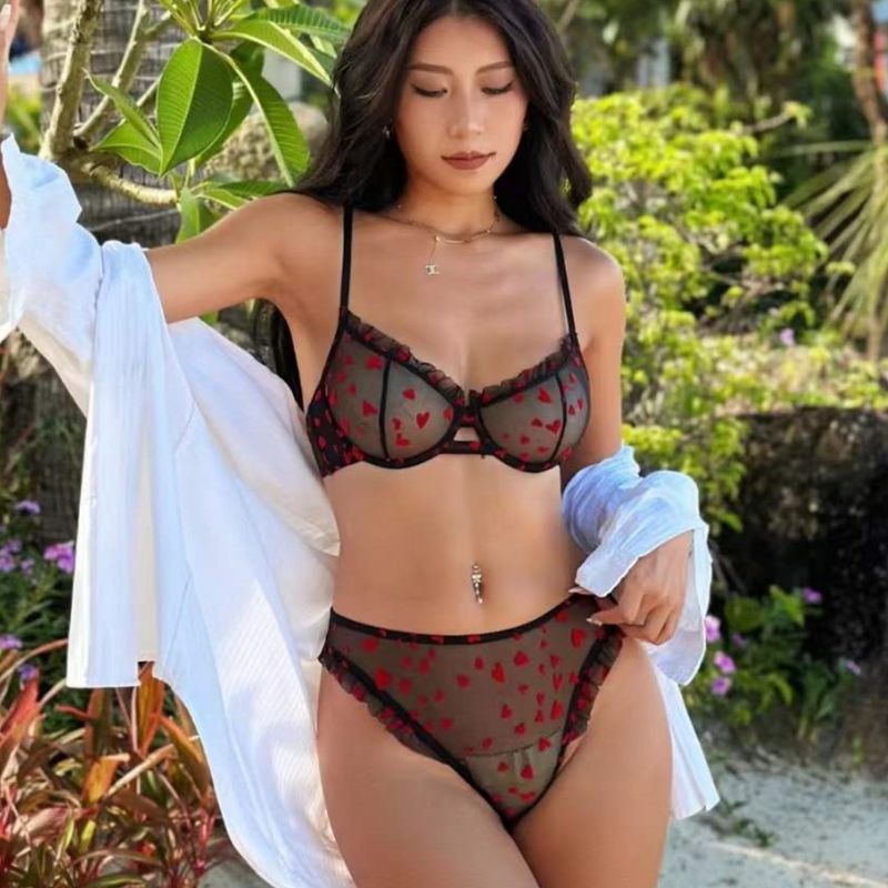 Women's Intimates Ultra Thin Transparent Heart Shaped Printed Women's Underwear Set Big Chest Small Bra_voghion.com