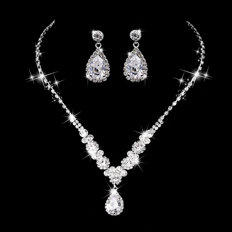 Designer mariée robe de mariée ensemble de bijoux trois pièces ensemble brillant strass Zircon ange larme collier boucles d'oreilles Bracelet_voghion.com