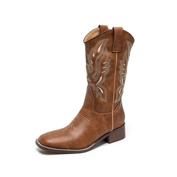 26ss He Sui Same Style Versatile Western Cowboy Thick Heel V-Cut Embroidered Slip-On Mid-Calf Square Toe Riding Boots_voghion.com