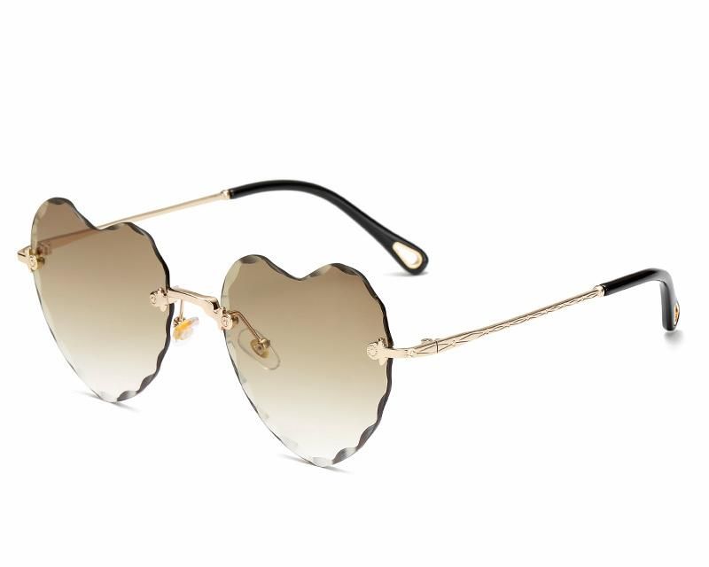 2024 New Love Gradient Peach Heart Sunglasses for Women's Fashion Retro Sunglasses Anti UV Net Red Glasses_voghion.com