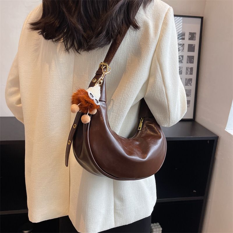 Summer High-end Niche Design Bag Women's New Summer Popular Foreign Style Messenger bag texture all-match dumpling bag_voghion.com