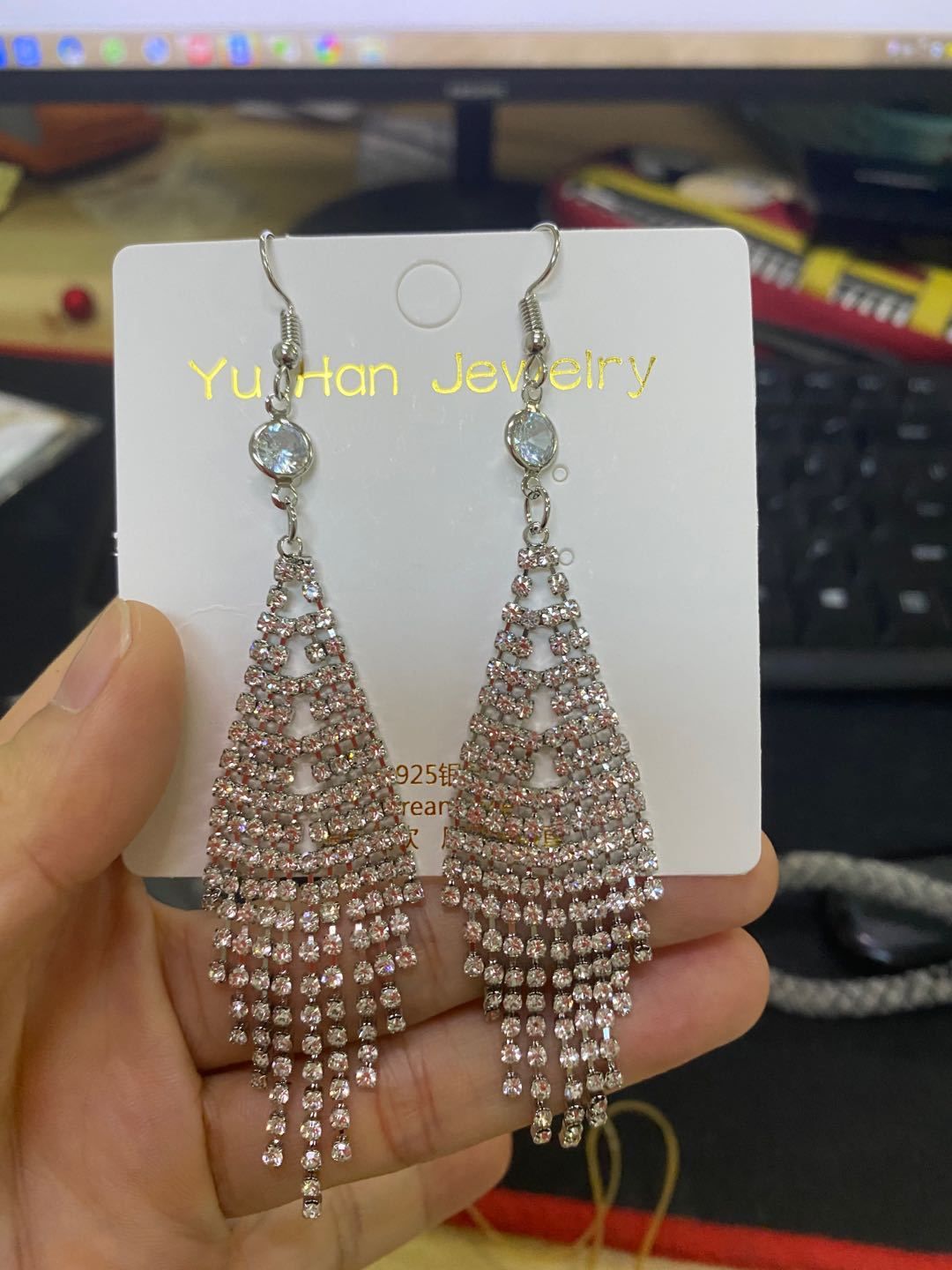 Orecchini da donna Celebrità di Internet con personalità versatile in stile coreano orecchini lunghi con nappe orecchini orecchini a bottone_voghion.com