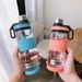 Bottiglia d'acqua in plastica di grande capacità, creativa, in stile coreano, portatile, per studenti, uomini, con filtro, tazza da tè._voghion.com
