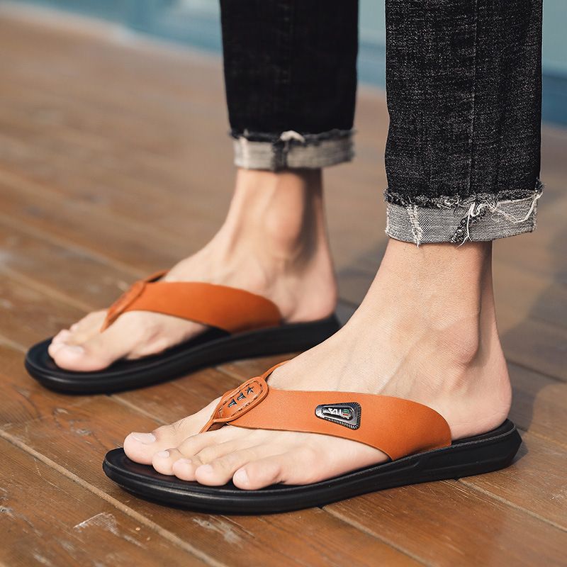 Unbeatable Quality Men's Flip Flops, Summer Sandals, Korean Version, Trendy Slippers, Toe Clippers, Casual Beach Shoes_voghion.com