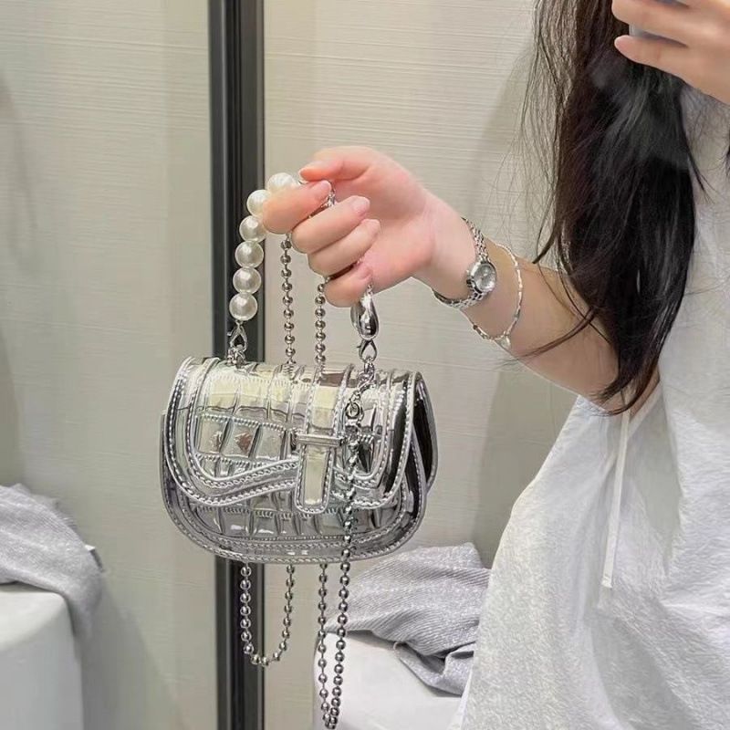 Borsa a tracolla in argento con catena di perle, modello mini, di alta qualità, estiva, per ragazze, modello 2025, nuovo_voghion.com
