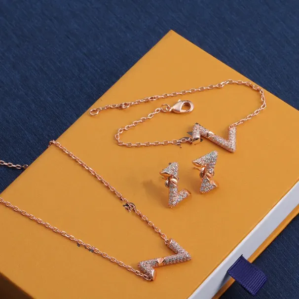 Orecchini Wih BOX di alta qualità, in acciaio inox, con ciondolo in oro rosa, collana di gioielli, set da 3 pezzi per donna_voghion.com