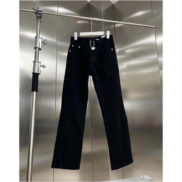 Vintage-Jeansjacke im Used-Look mit Fransen und Schlagjeans – Zweiteiliges 90er-Jahre-Retro-Outfit für Herren, kuscheliges Fleecefutter für alle Jahreszeiten_voghion.com