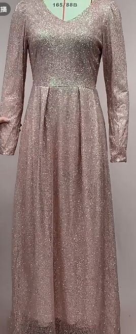 Vêtements pour femmes 2024 automne et hiver nouvelle jupe longue pour femmes à manches longues col en v robe saupoudrée d'or robe mince de poudre de lotus_voghion.com