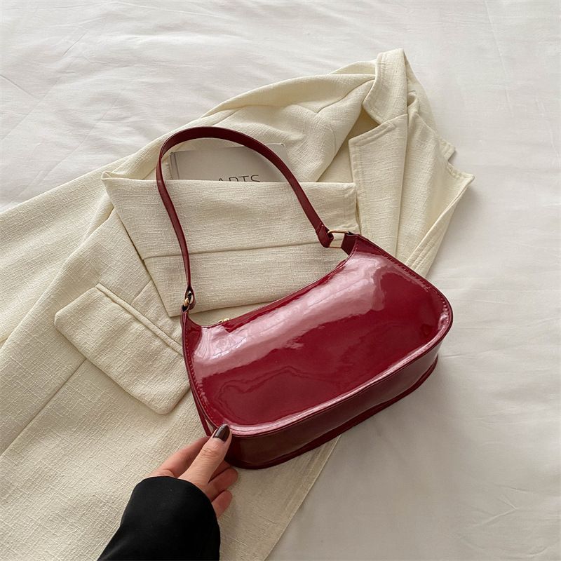 Borse da donna La versione alla moda più popolare di quest'anno della borsa a tracolla femminile Primavera Nuova borsa quadrata piccola delicata in tinta unita abbinata_voghion.com