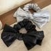 Fascia per capelli con fiocco in argento alla moda coreana, elegante fascia per capelli con intestino crasso, fascia per capelli fritta coreana per le donne, 2024, nuovo stile_voghion.com