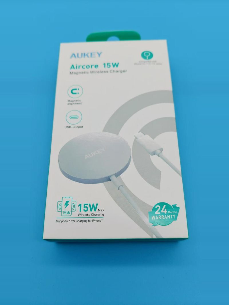 Export Leak-Picking Brand New Aoji 15w Magnetic Suction Wireless Charger Support For Iphone Iphone13 14 15 16_voghion.com