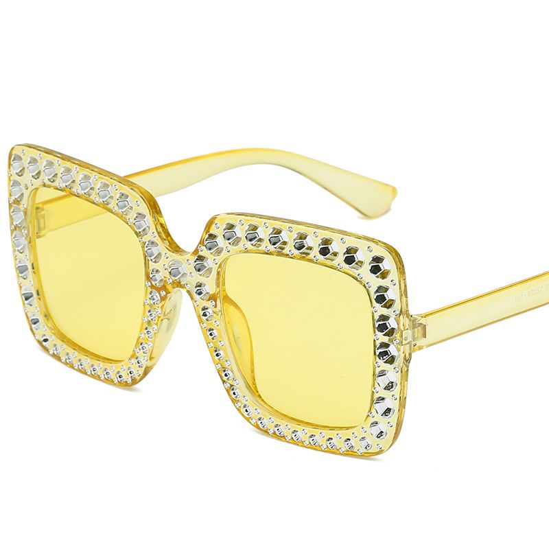 Sunglasses Fashionable Large Frame Rhinestone Sunglasses For Modern Women's Trendy Runway Glasses_voghion.com