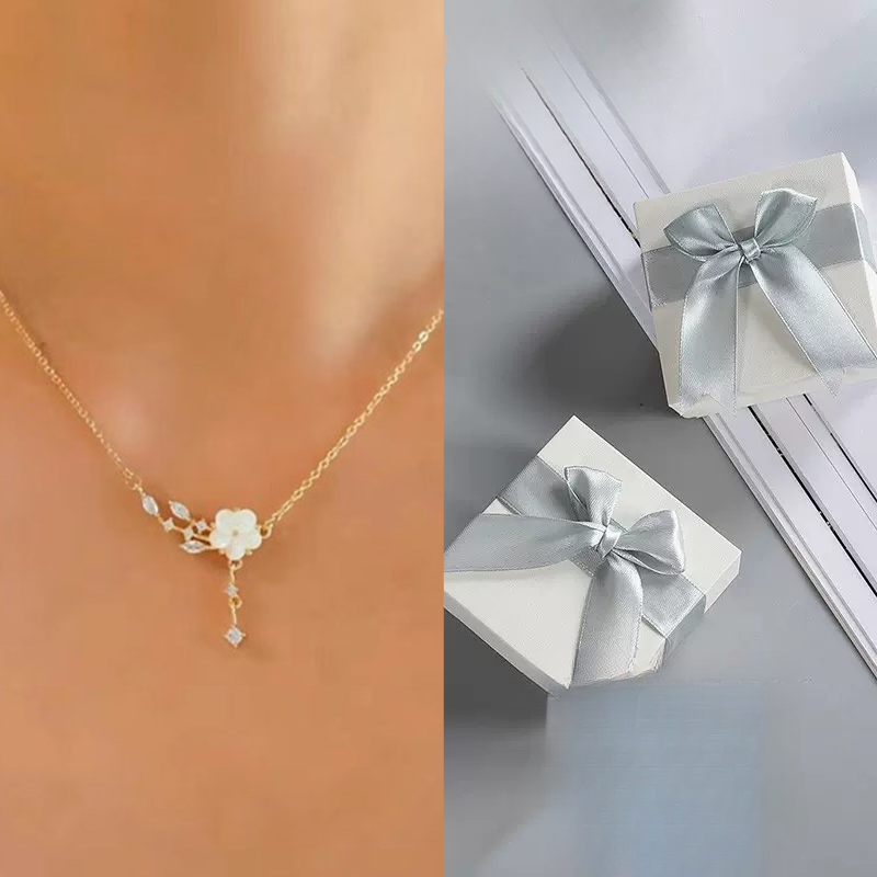 Collana in argento sterling con camelia da donna, stile Ins, lusso di nicchia, clavicola, nuovo modello 2024, regalo di compleanno per_voghion.com
