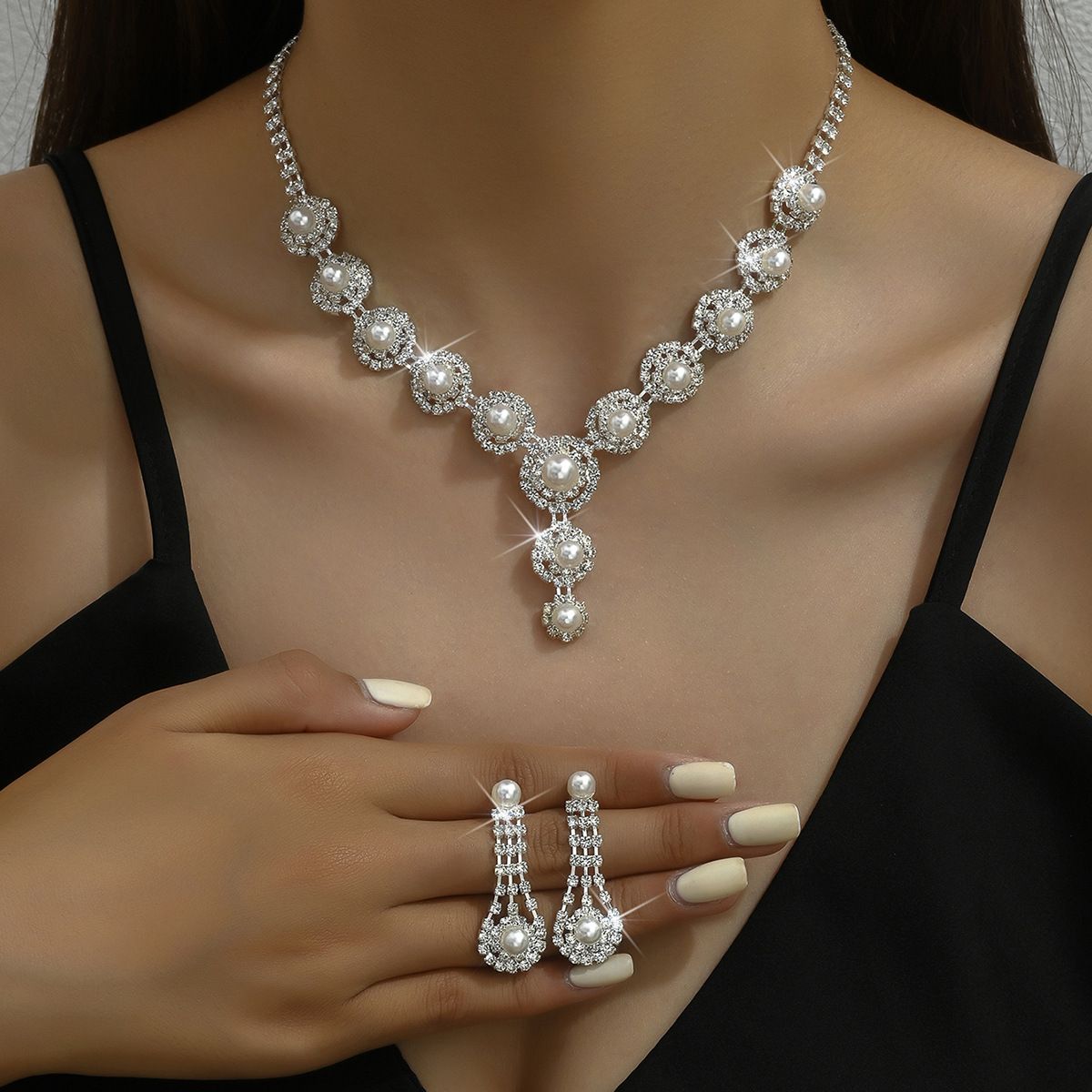 Women's Jewelry Set Rhinestone Necklace Set Inlaid Pearl Earrings Bridal Set_voghion.com