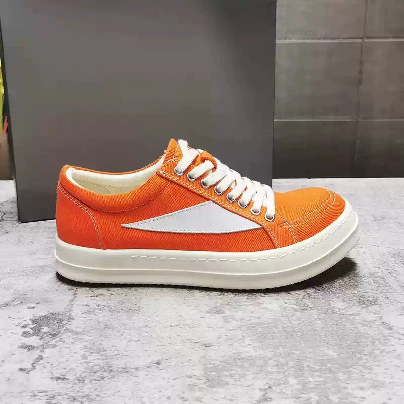 RO Leder Herrenschuhe mit dicker Sohle und weißem Schnürdreieck-Logo, dunkelschwarzer High Street Casual Board_voghion.com