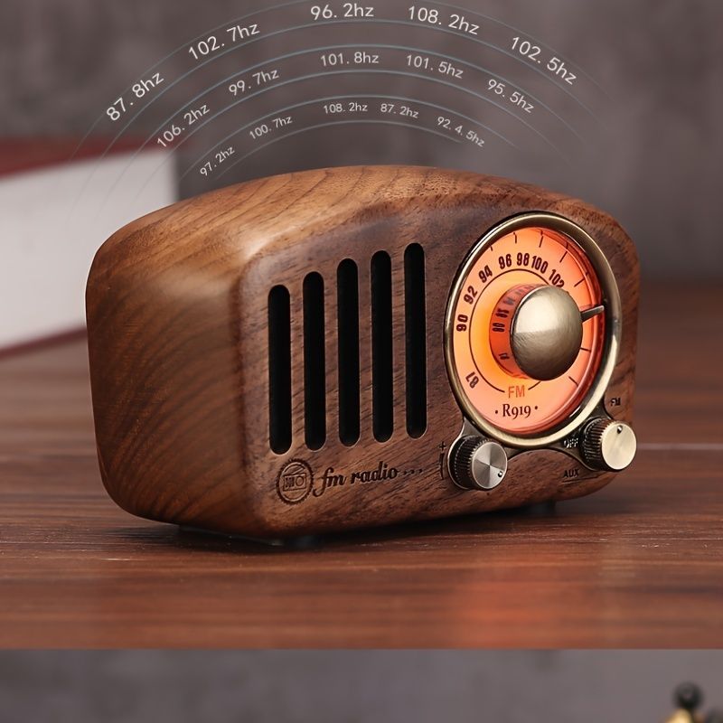 R919 Portable FM Radio With 5.0 BT Speaker; Walnut Wooden FM Radio With Old Fashioned Classic Style; Strong Bass Enhancement; Loud Volume_voghion.com