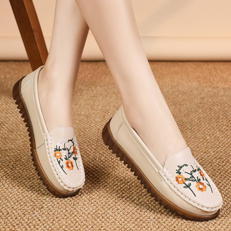 ‌LullabyLoafer: Dreamy Comfort, Wrapped In Dots_voghion.com
