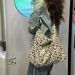 Borsa a tracolla con stampa leopardata, borsa tote in tela per studenti, grande capacità_voghion.com