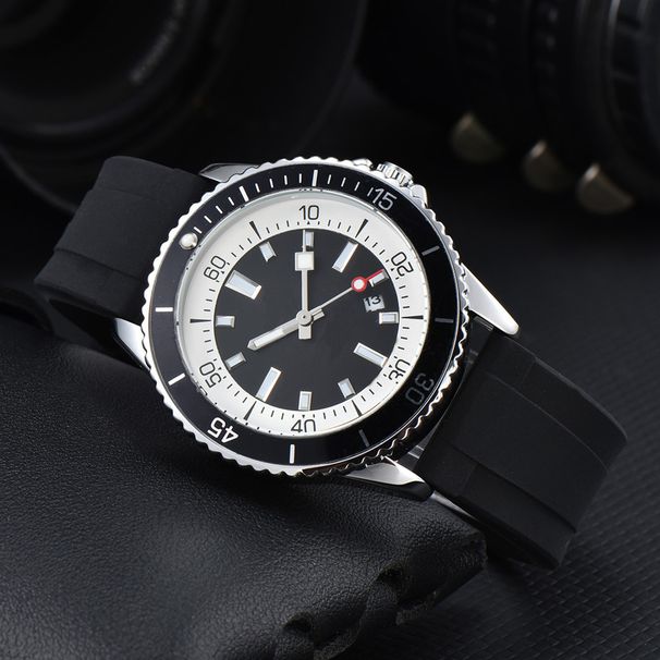 Heißer Verkauf Sport Uhren Für Männer Quarz Luxus Armbanduhr Multifunktionale Automatische Datum Gummi Strap Heißer Verkauf Mode Männlichen Uhren Großhandel_voghion.com