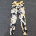 Seamless Digital Printing Yoga Halter Bra High Waist Hip Lift Shorts Sports Set Women_voghion.com