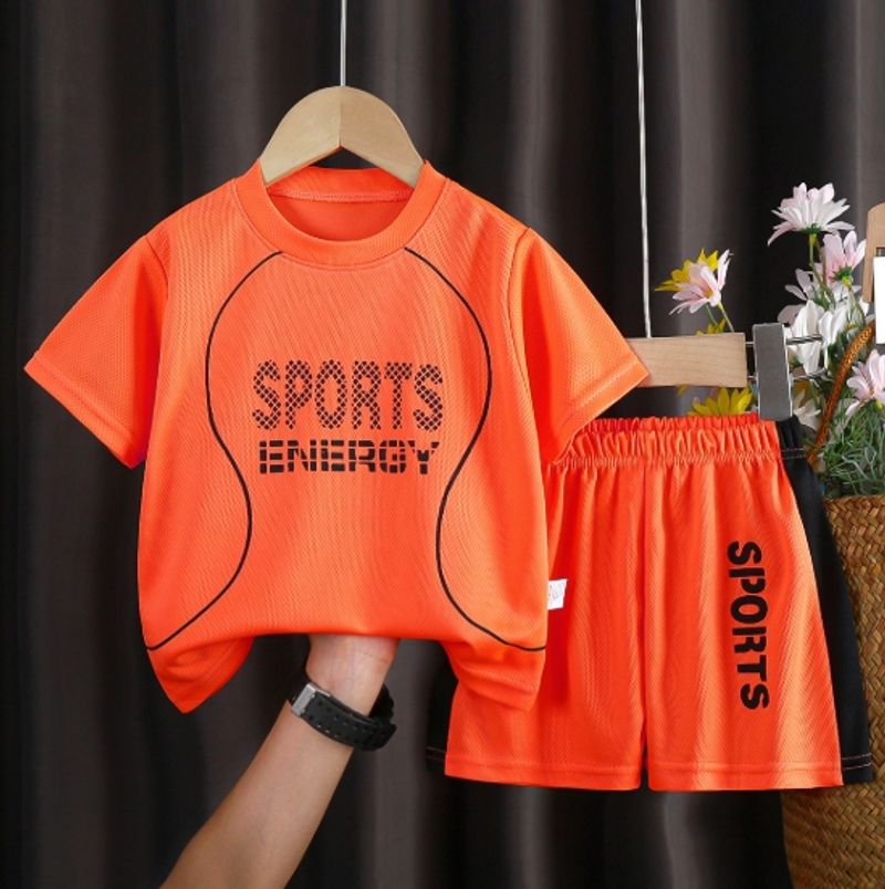 Schnelltrocknendes Laufset für Kinder – Atmungsaktive Kurzarmshirts und Shorts | Sportliches Sommeroutfit_voghion.com