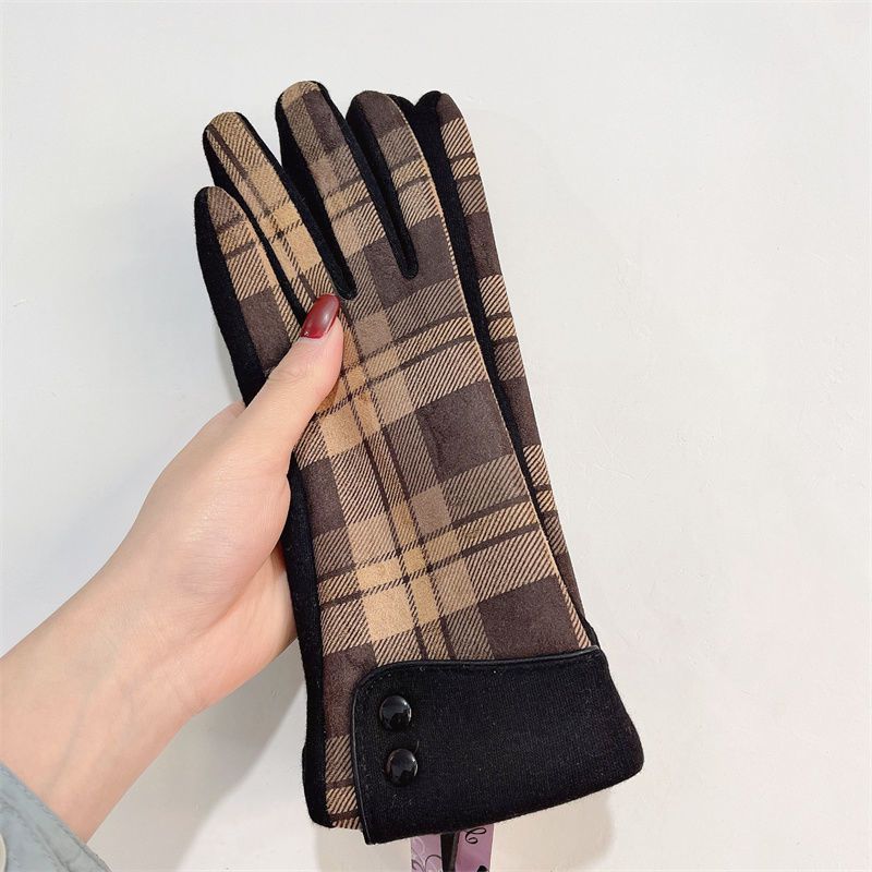 New plaid women's gloves winter warmth, cold wind resistance, thickened velvet for cycling and driving_voghion.com