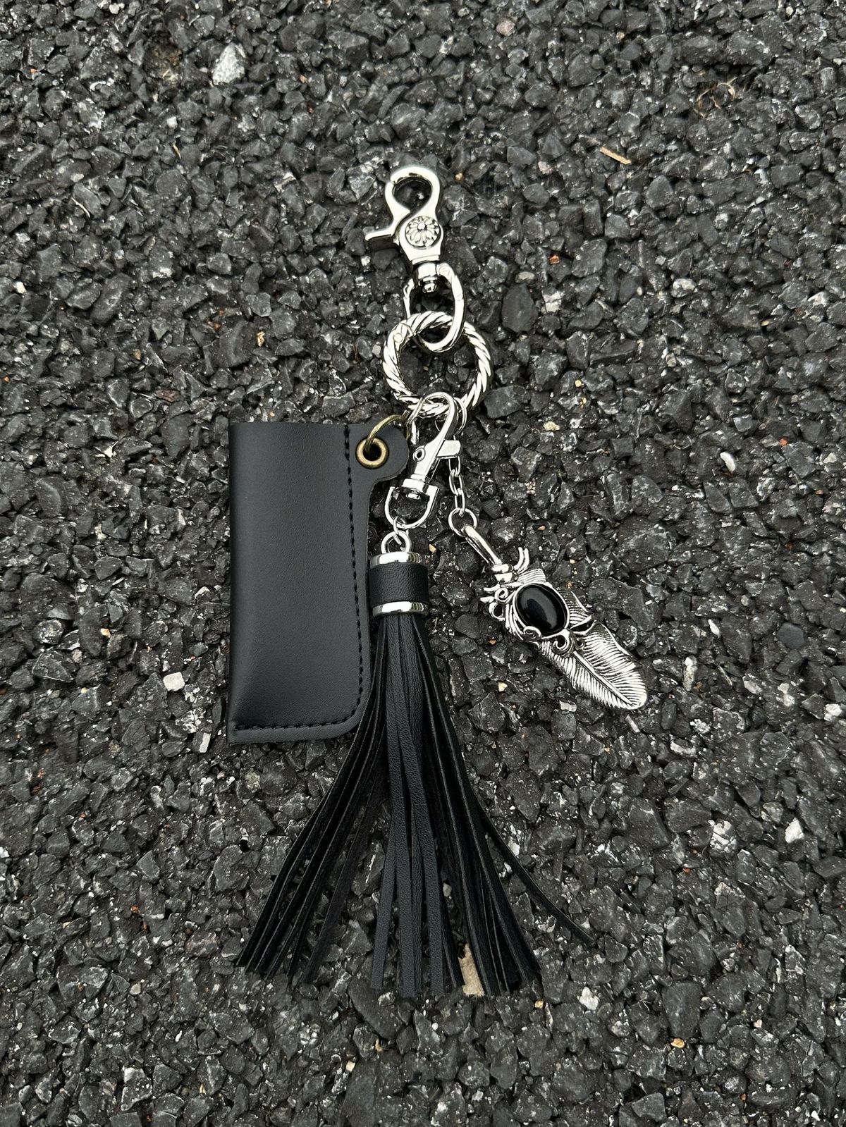 Vintage Metal Keychain With Braided Detail & Gemstone Accent – Handcrafted Boho Chic Accessory For Keys, Lighters, Or Bag Charms (Sizes S-M)_voghion.com