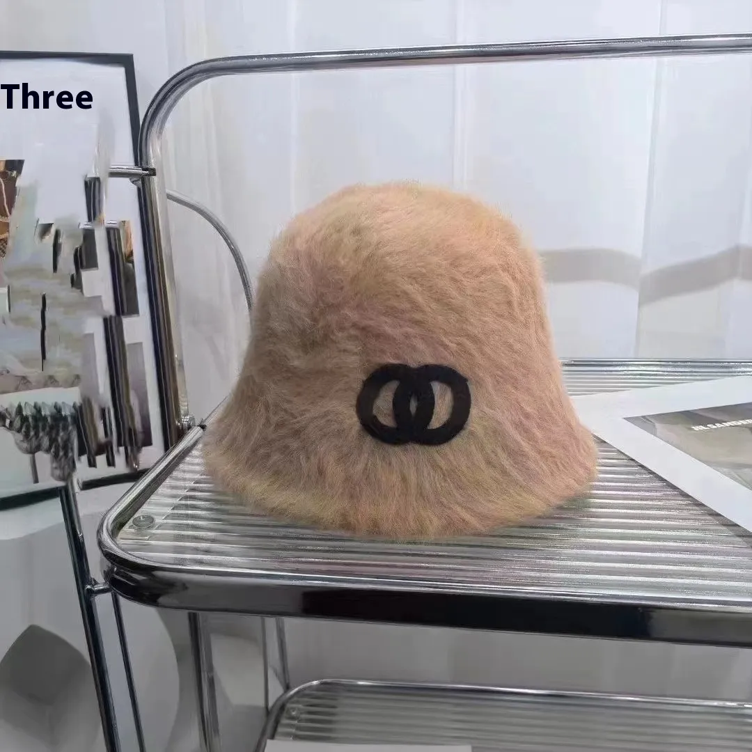 23 pêcheurs en peluche double C tendance pour femmes en automne et en hiver, version coréenne, anti-fourrure de lapin, seau d'eau chaude_voghion.com